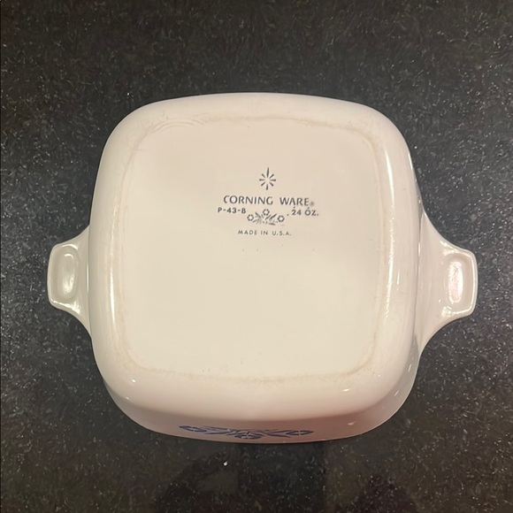 "Cornflower Blue" - Petite Pan & Glass Lid by Corning (P-43-B) - Picture 6 of 10